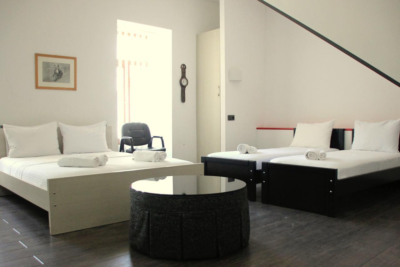 Deluxe Apartment Tbilisi Exteriör bild