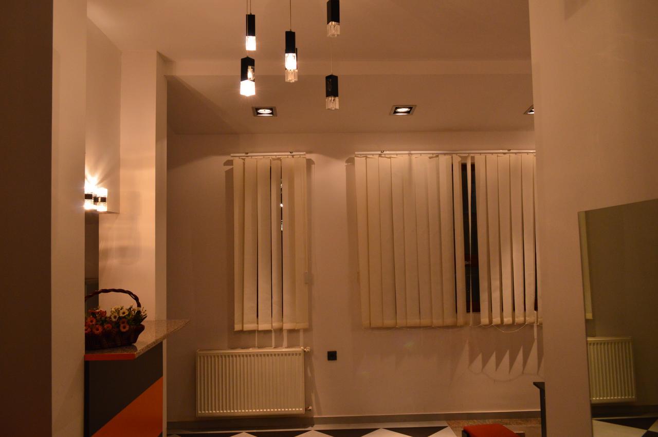 Deluxe Apartment Tbilisi Exteriör bild